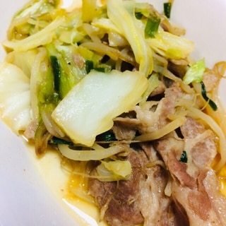 豚バラ肉ともやしとキャベツと小ねぎの炒め物